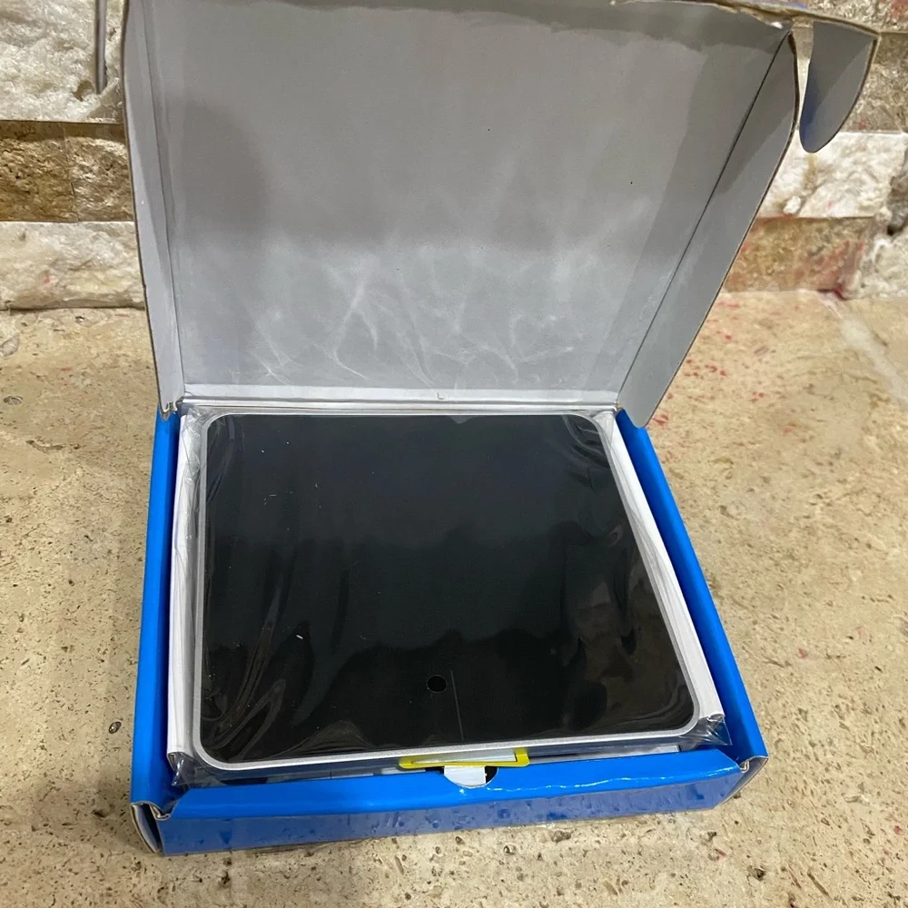 Dell Wireless Touchpad TP713 - New Open Box- No Batteries - READ Description